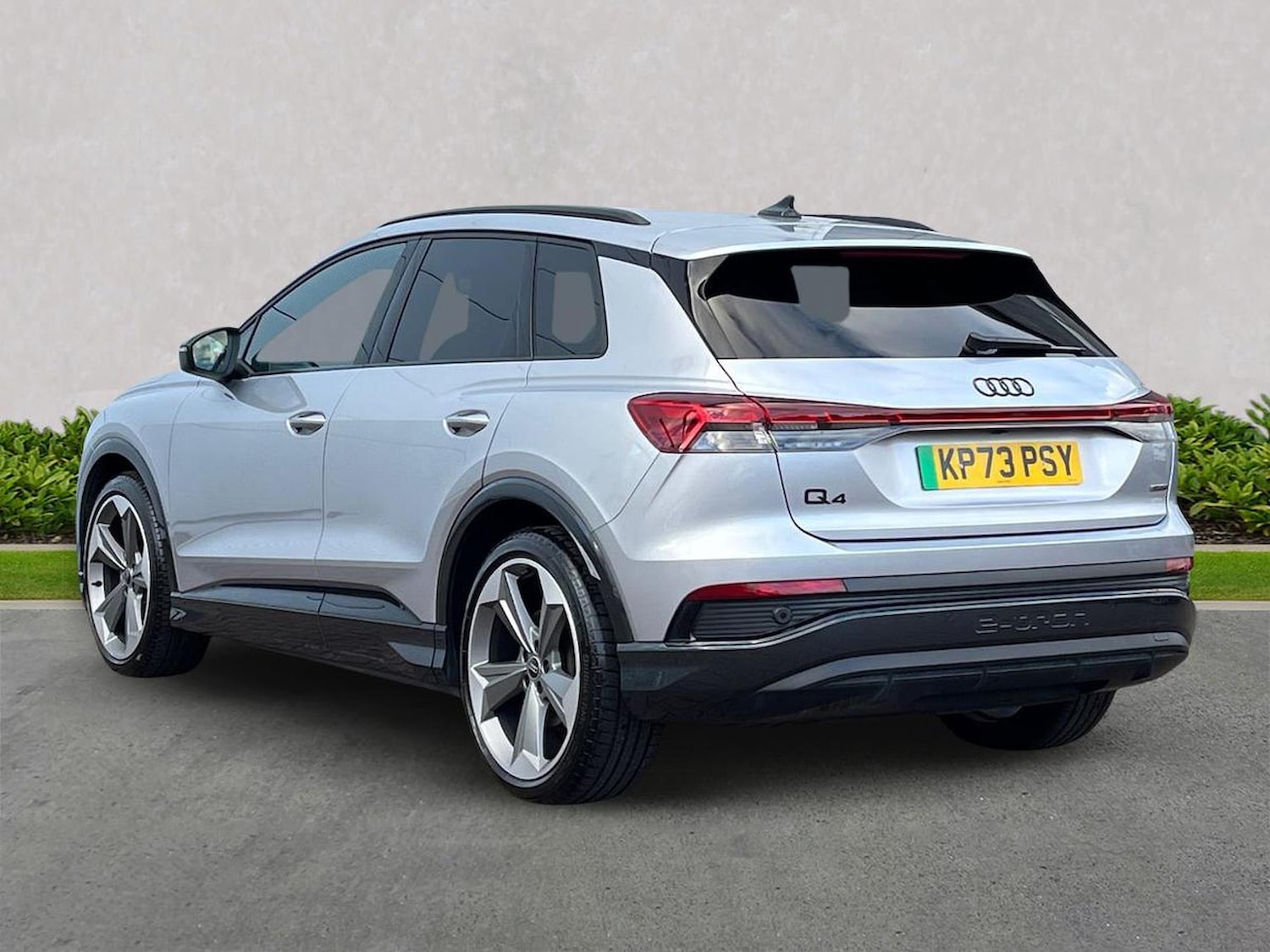 Used Audi Q4 e-tron 2023 for sale - 78193625: Photo 2