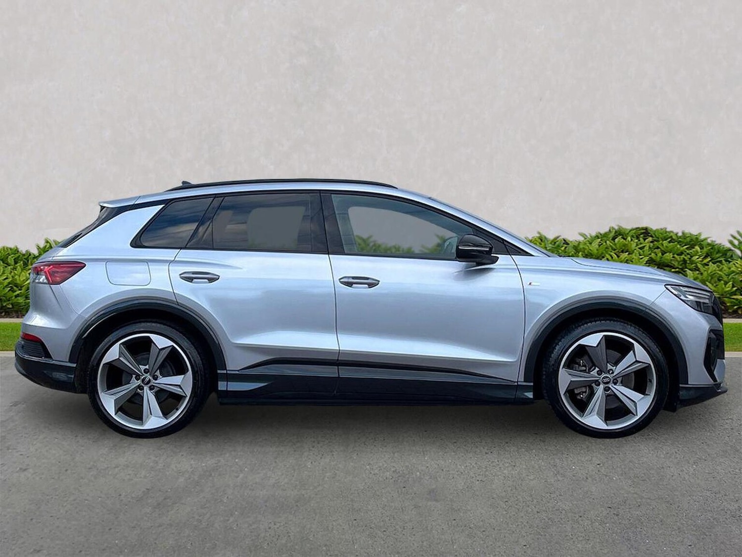 Used Audi Q4 e-tron 2023 for sale - 78193625: Photo 5