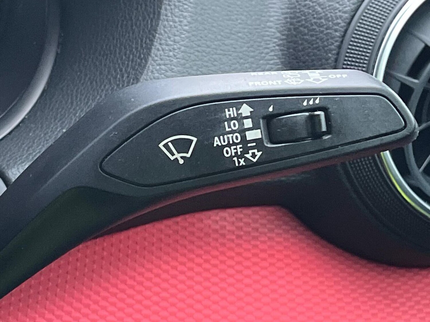 Used Audi Q2 2018 for sale - 77813359: Photo 29