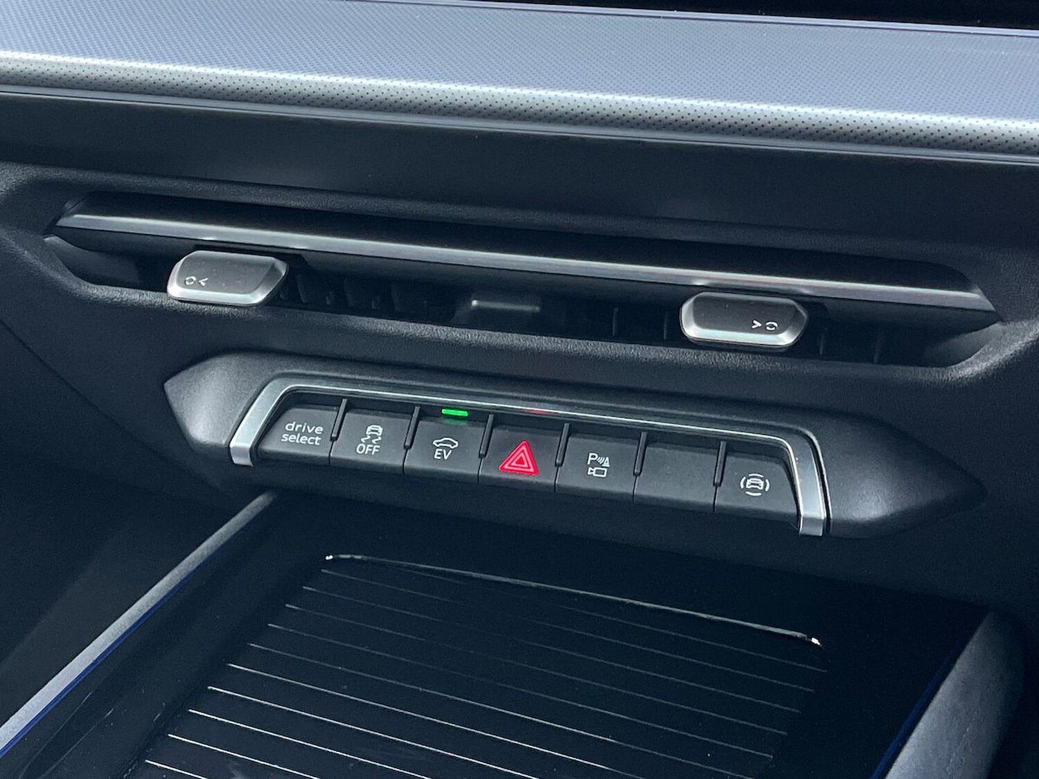 Used Audi Q3 2025 for sale - 77489084: Photo 12