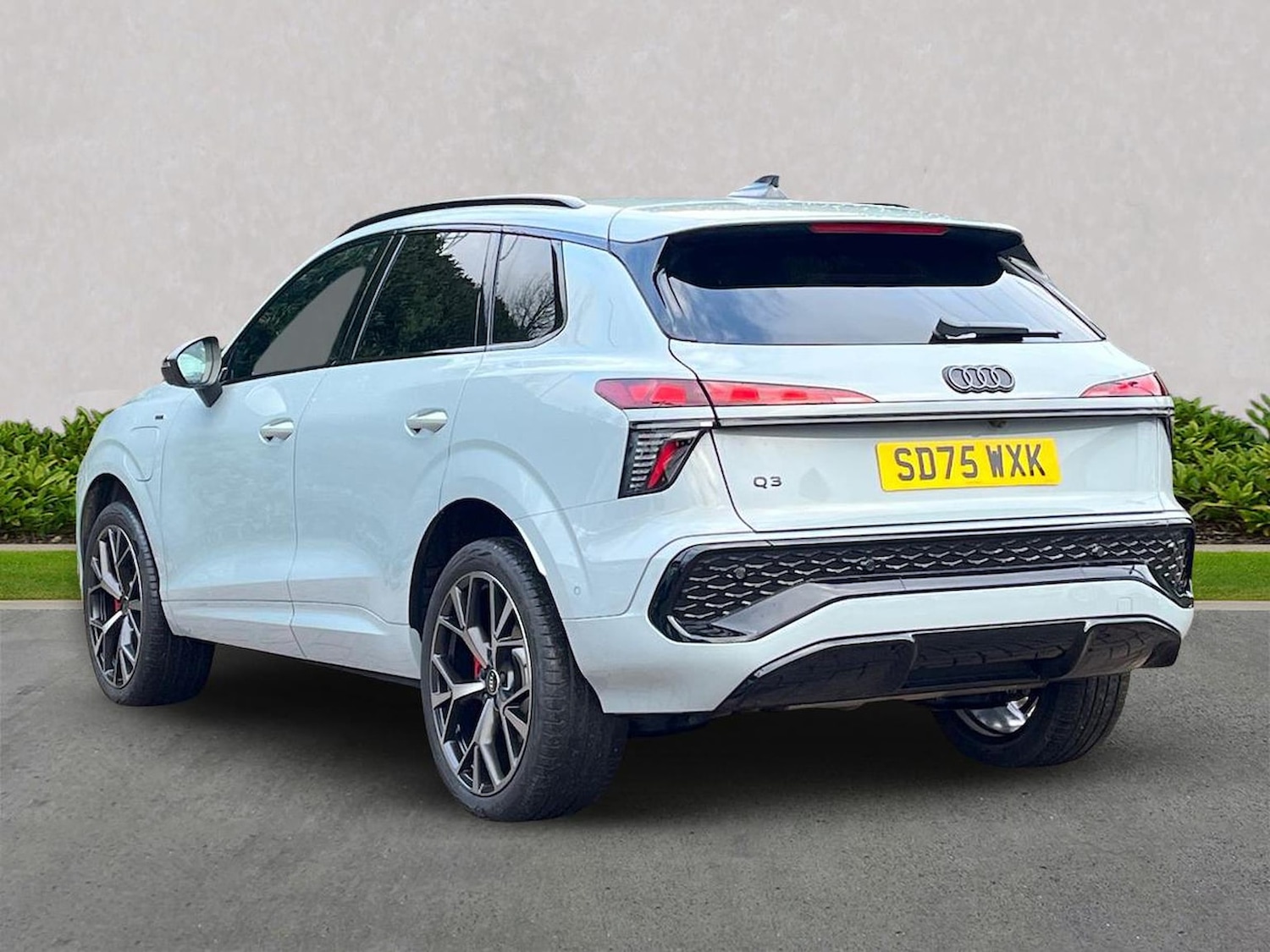 Used Audi Q3 2025 for sale - 77489084: Photo 2