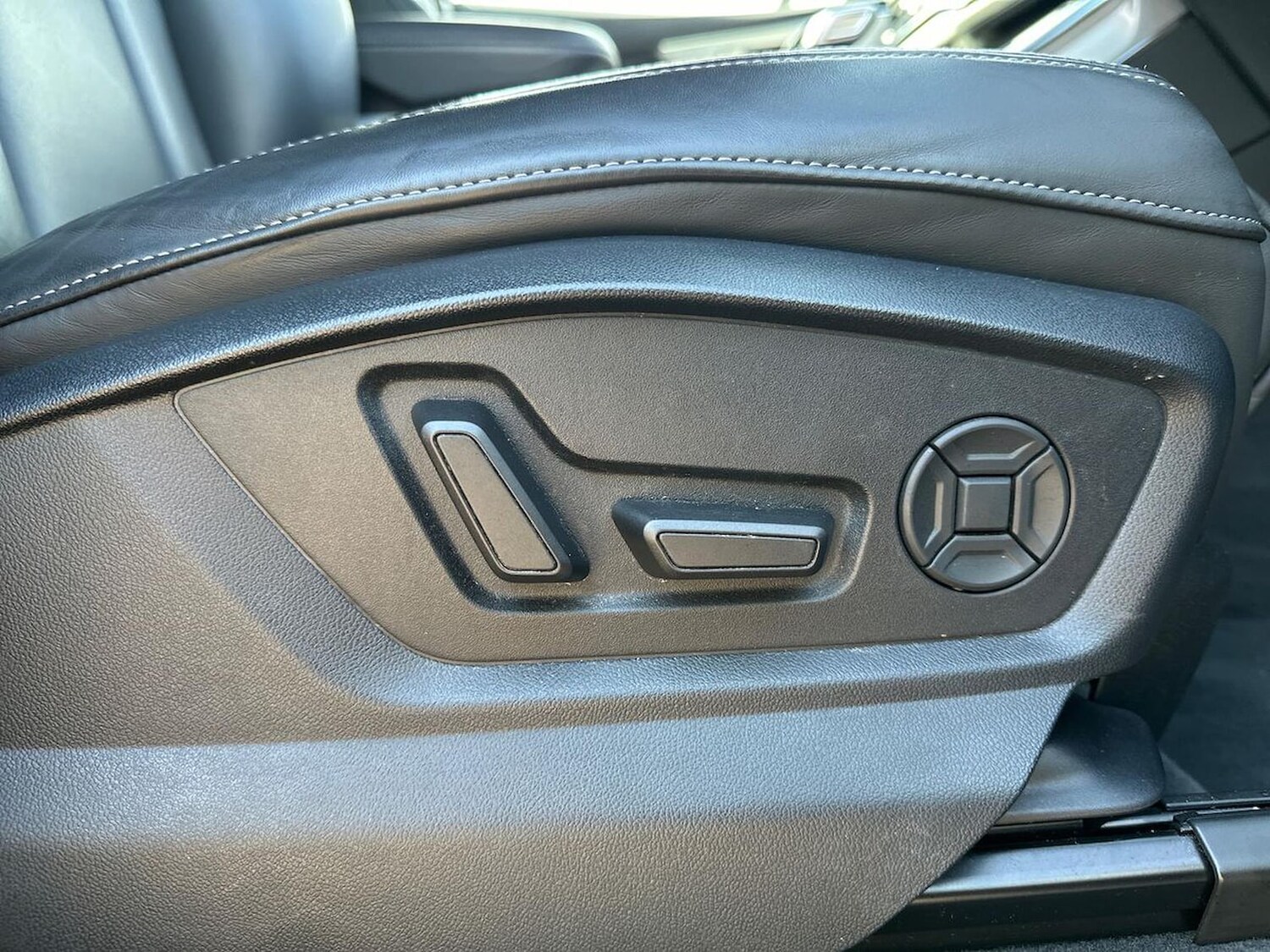 Used Audi Q7 2023 for sale - 78193898: Photo 32