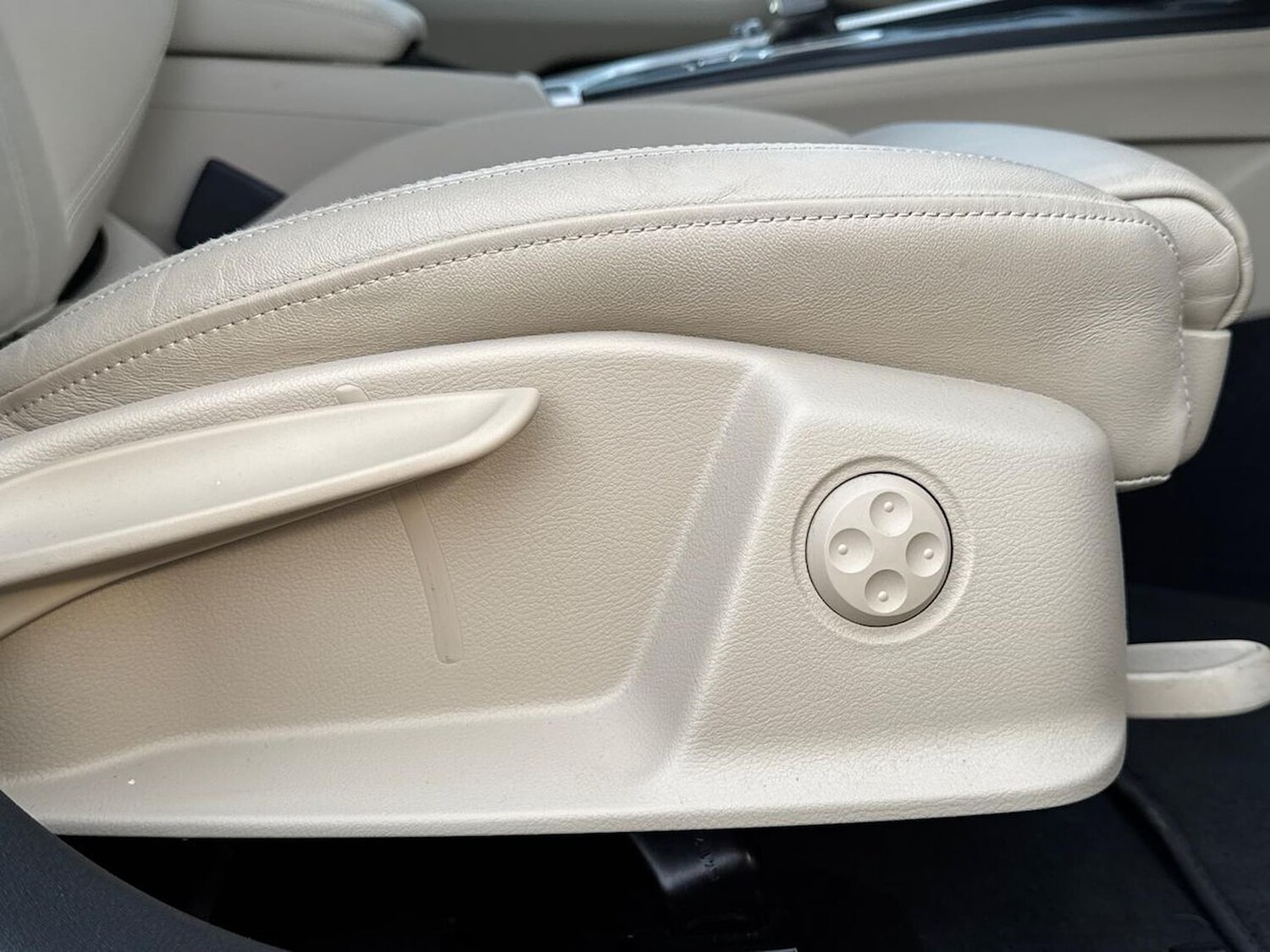 Used Audi A4 2023 for sale - 78194137: Photo 32