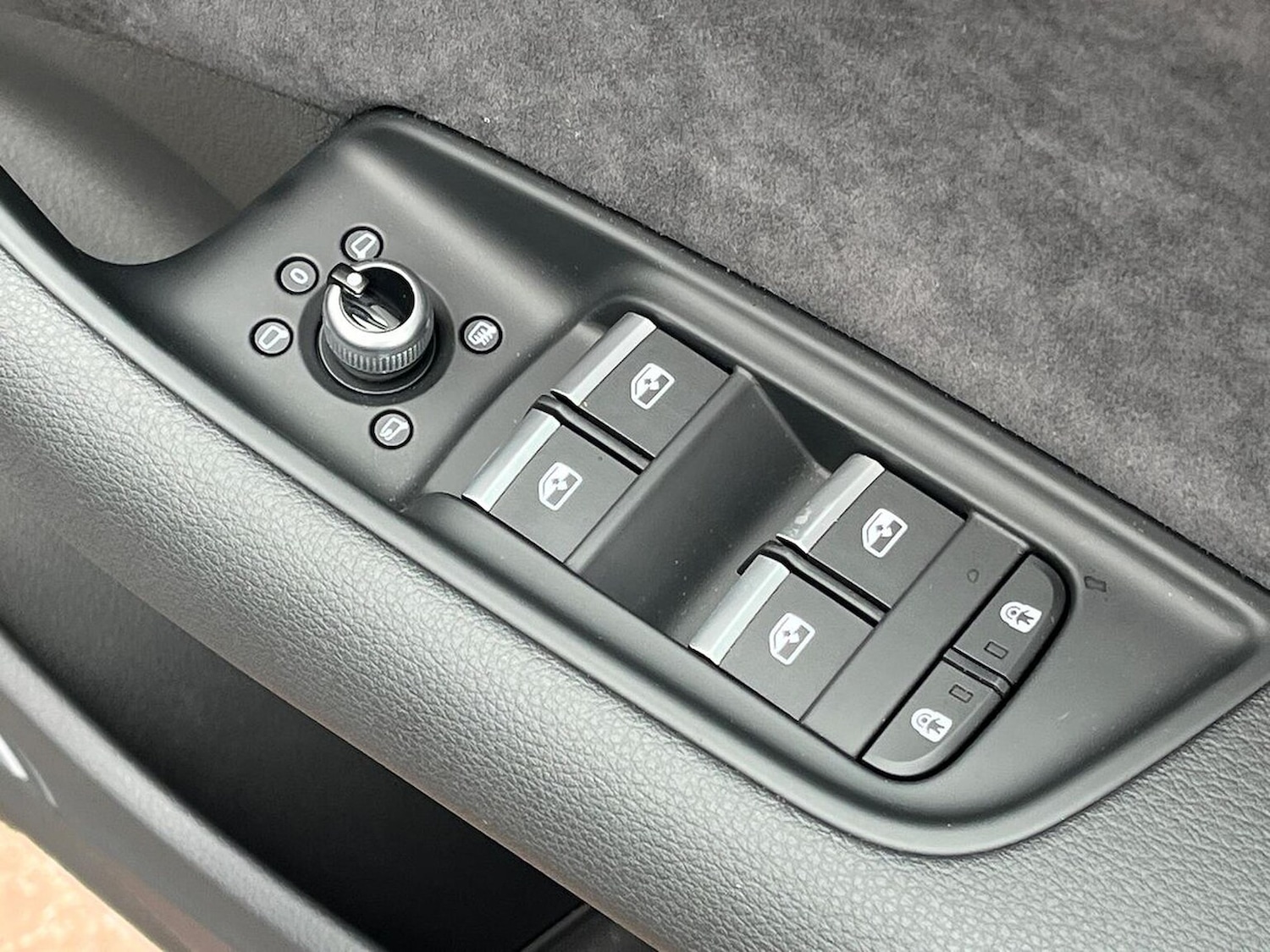 Used Audi Q7 2025 for sale - 76969018: Photo 21