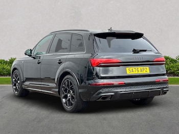 Used Audi Q7 2025 for sale - 76969018: Photo