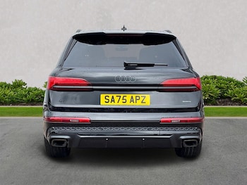 Used Audi Q7 2025 for sale - 76969018: Photo