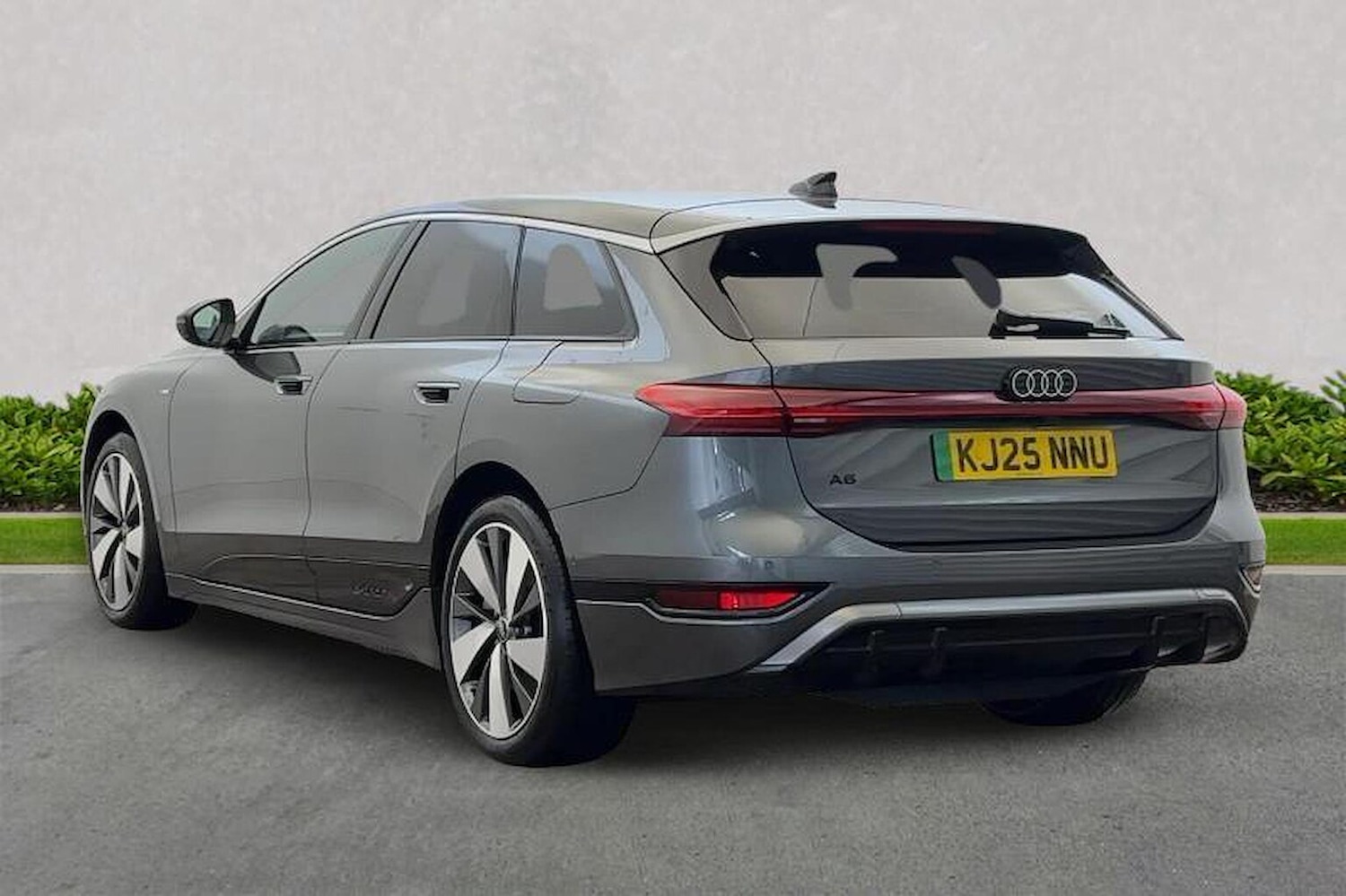 Used Audi A6 2025 for sale - 77917541: Photo 2