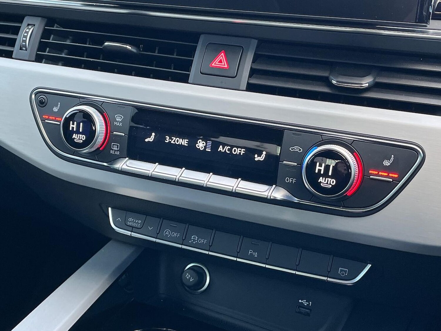 Used Audi A4 2023 for sale - 77759391: Photo 12