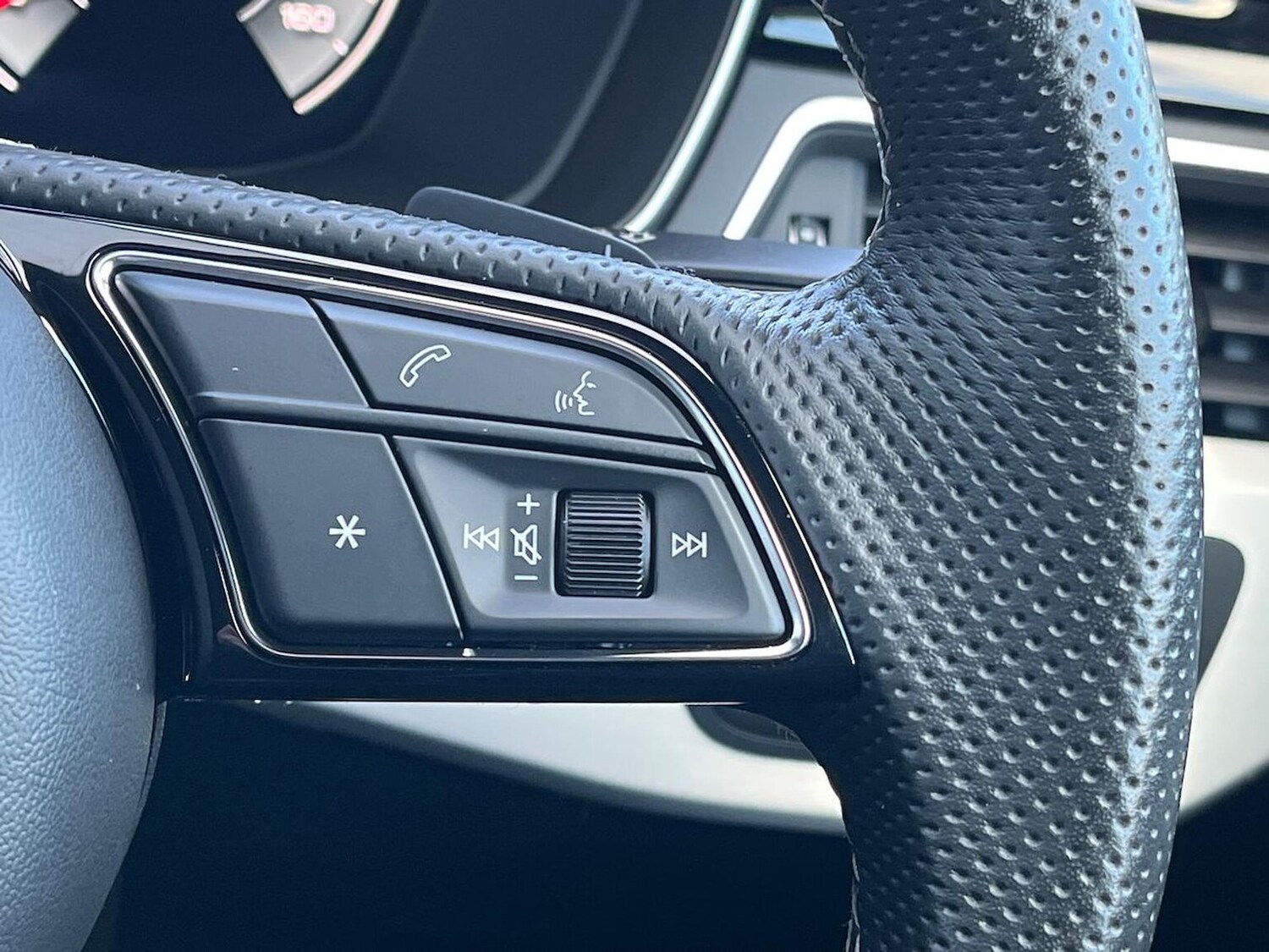 Used Audi A4 2023 for sale - 77759391: Photo 26