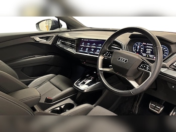 Used Audi Q4 e-tron 2023 for sale - 78950602: Photo