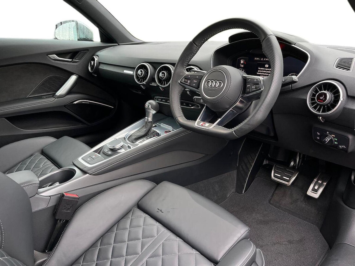 Used Audi TT 2023 for sale - 76853939: Photo 15