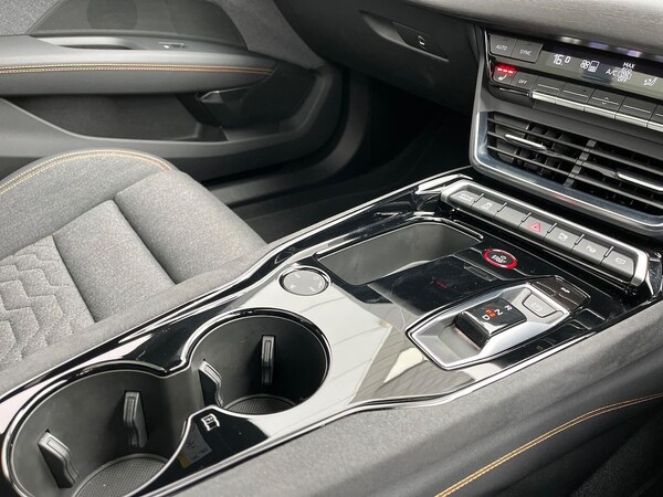 Used Audi e-tron GT 2024 for sale - 76268387: Photo 13