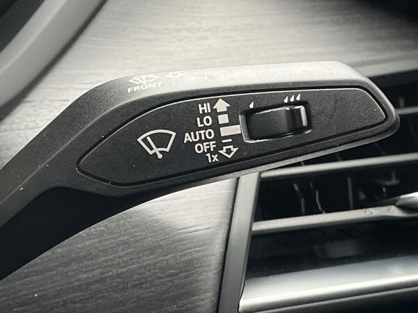 Used Audi e-tron GT 2024 for sale - 76268387: Photo 29