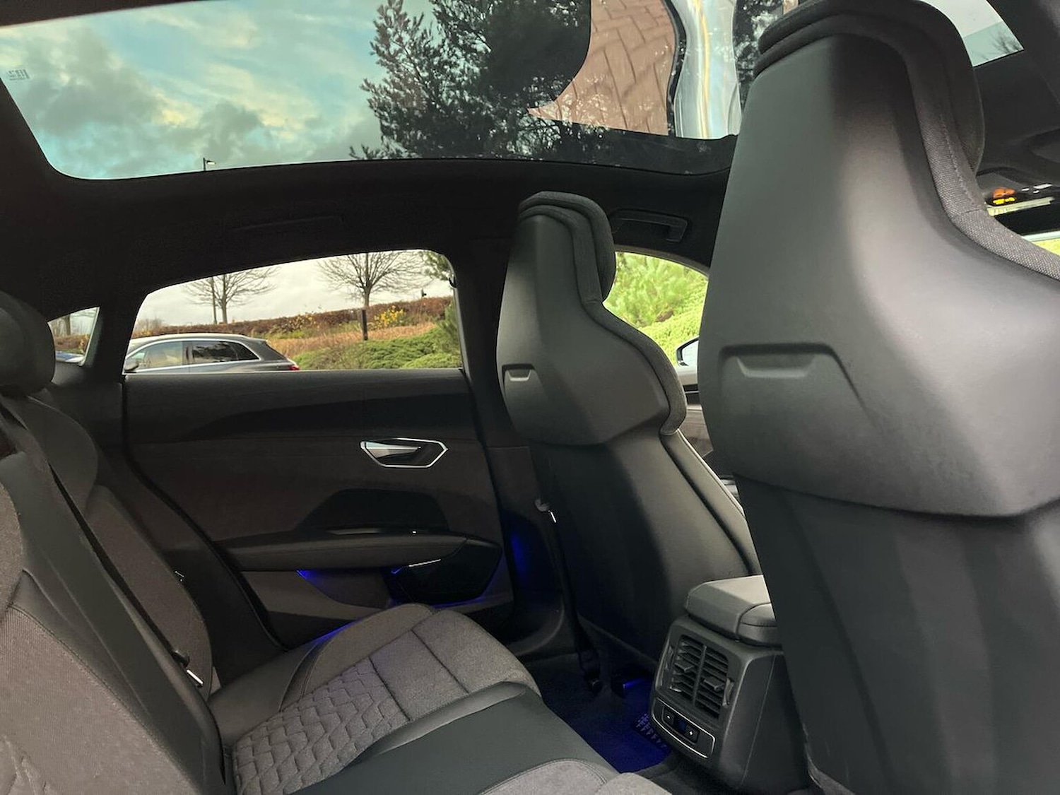 Used Audi RS e-tron GT 2021 for sale - 76919013: Photo 16