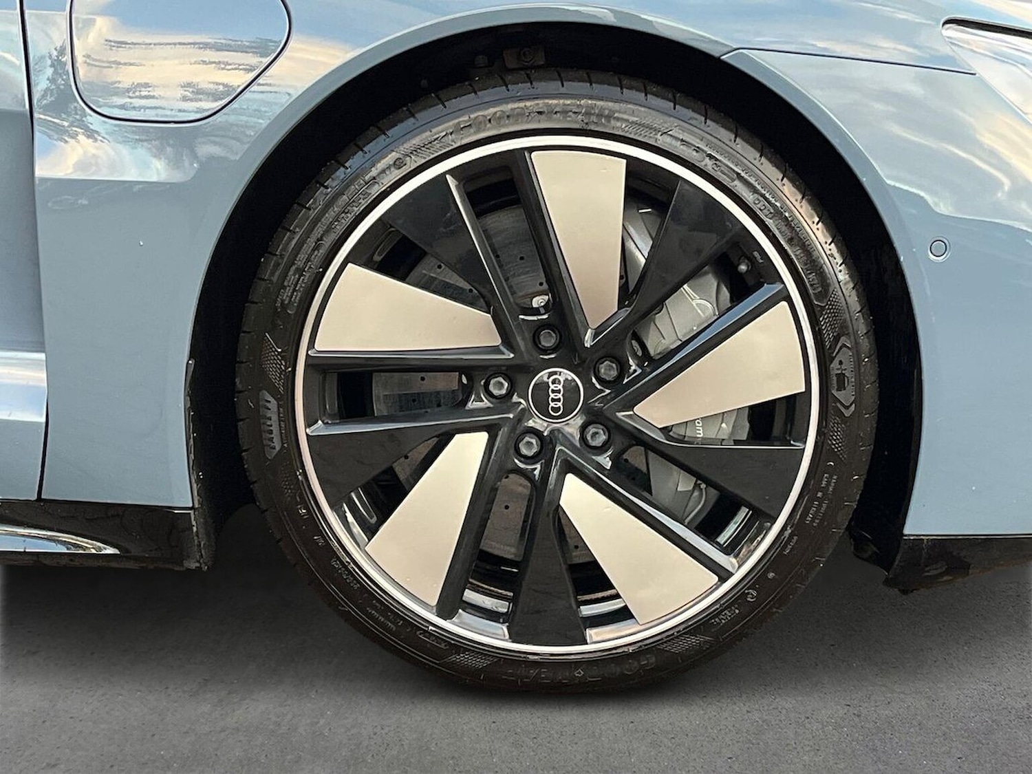 Used Audi RS e-tron GT 2021 for sale - 76919013: Photo 6