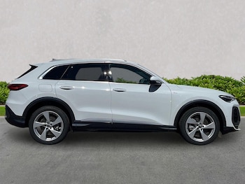 Used Audi Q5 2026 for sale - 79545635: Photo