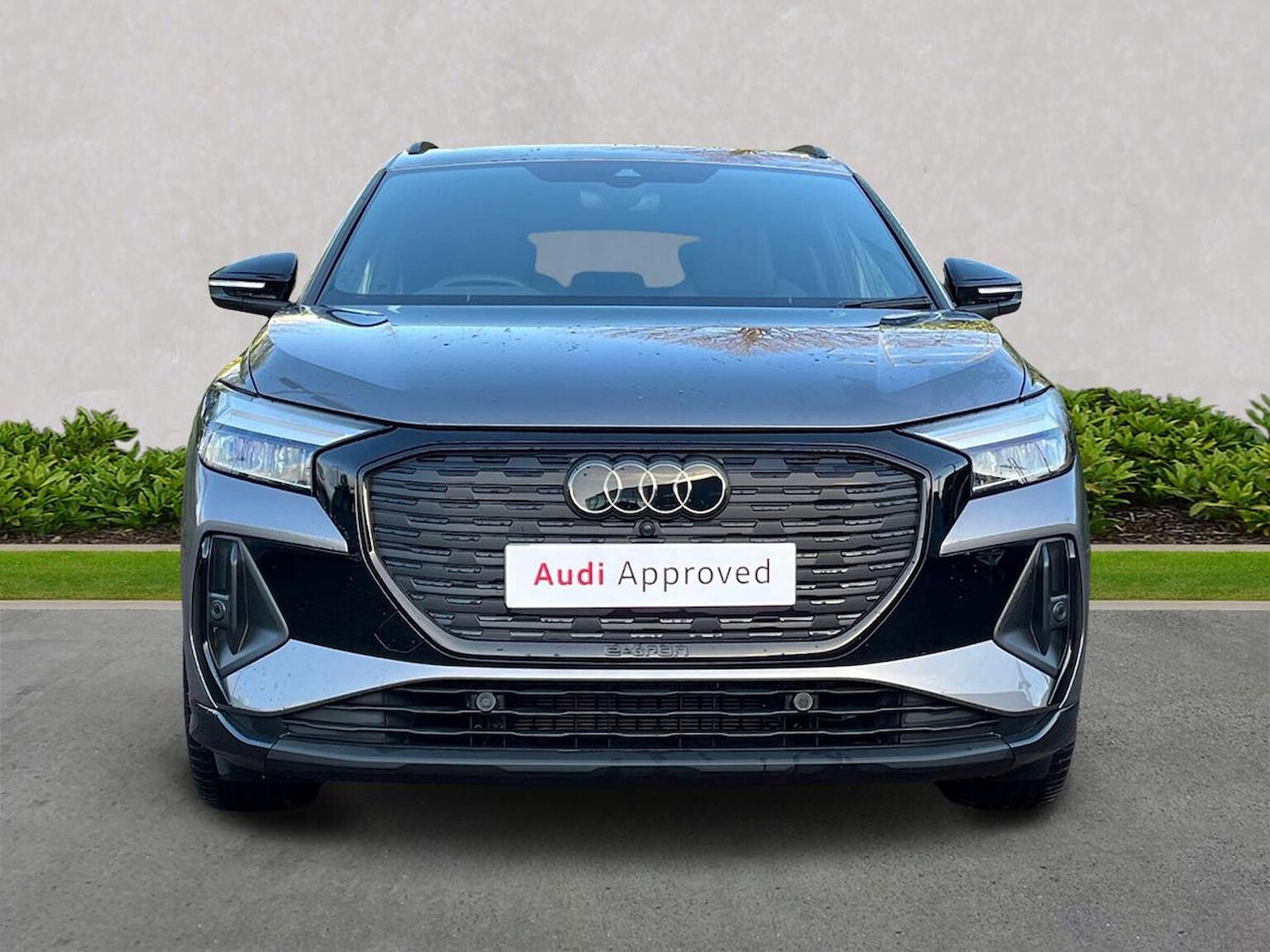 Used Audi Q4 e-tron 2025 for sale - 76920097: Photo 5