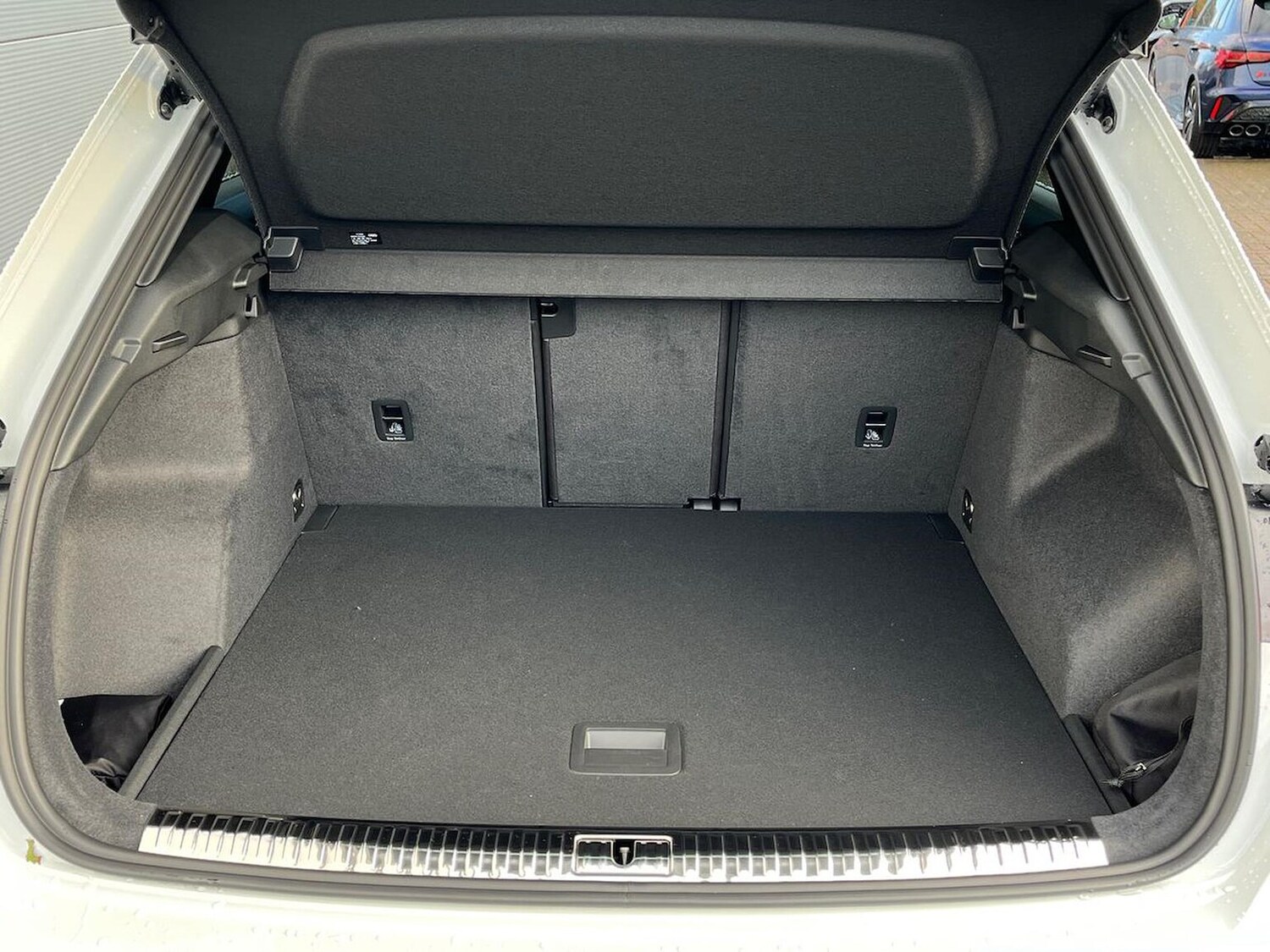 Used Audi Q3 2024 for sale - 76129066: Photo 17