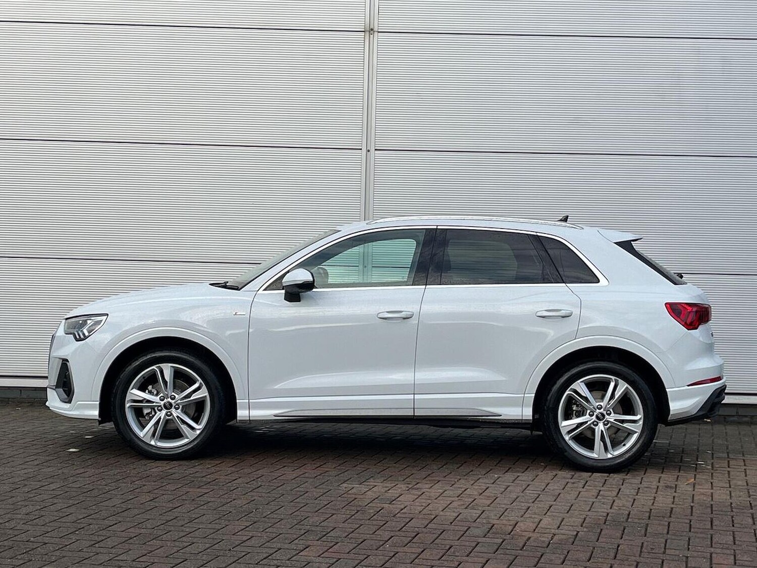 Used Audi Q3 2024 for sale - 76129066: Photo 19