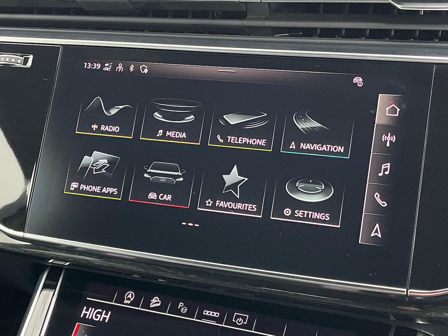 Used Audi Q7 2022 for sale - 76492425: Photo 11