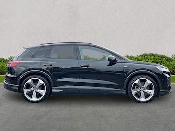 Used Audi Q4 e-tron 2024 for sale - 79525020: Photo