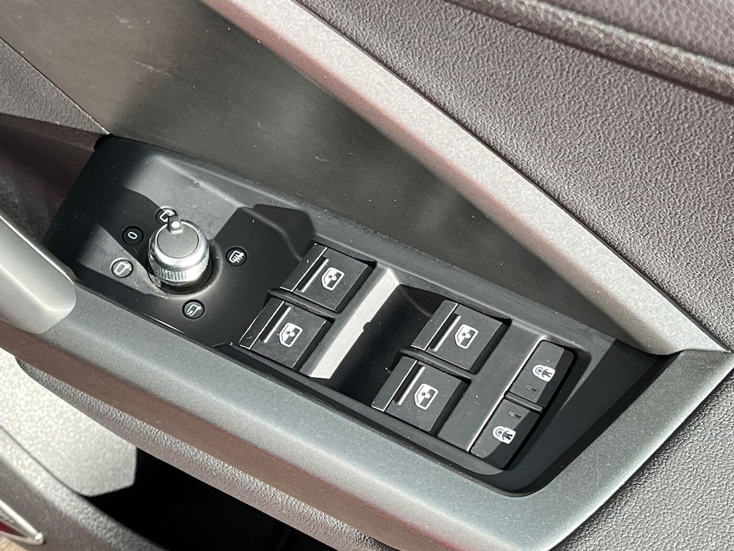 Used Audi Q4 e-tron 2025 for sale - 76352530: Photo 21