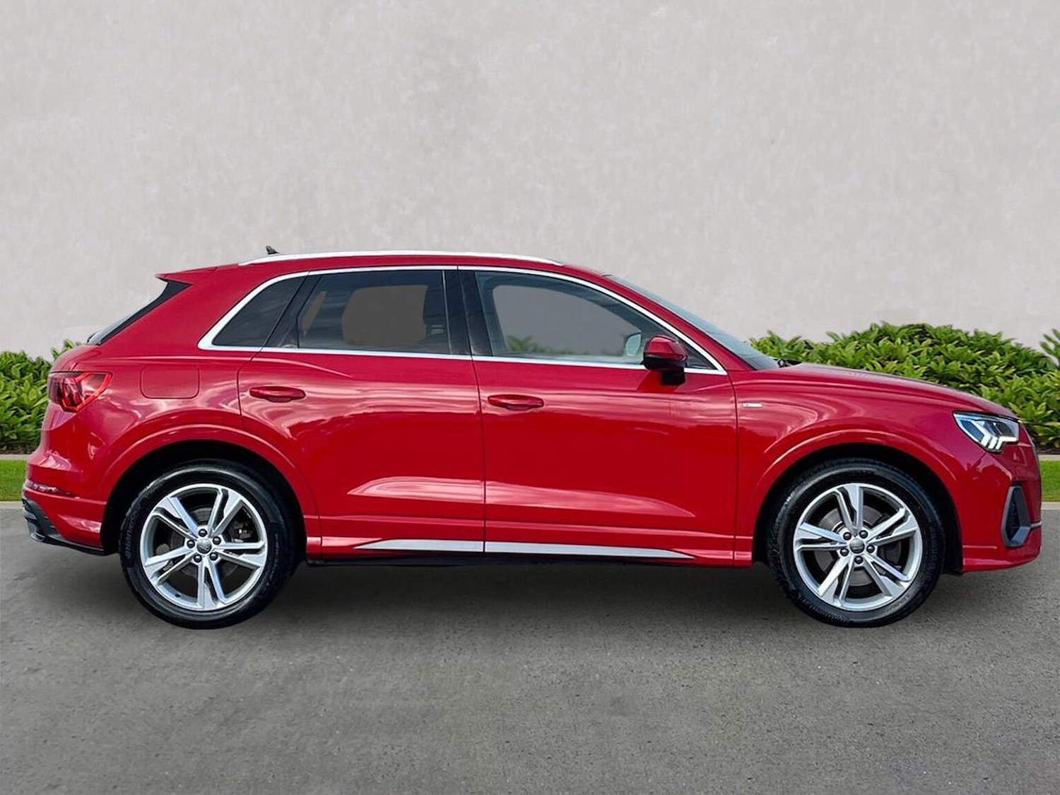 Used Audi Q4 e-tron 2025 for sale - 76352530: Photo 3