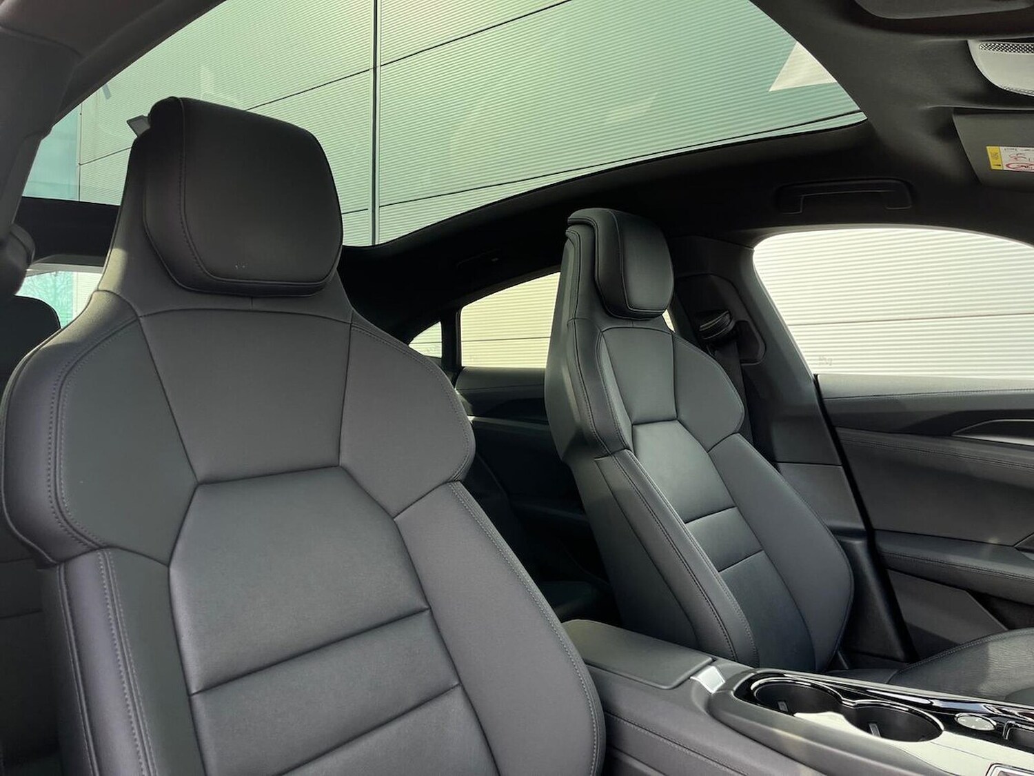 Used Audi e-tron GT 2023 for sale - 78193689: Photo 27