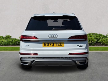 Used Audi Q7 2024 for sale - 79380323: Photo