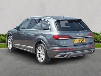 Used Audi Q7 2023 for sale - 79380337: Photo
