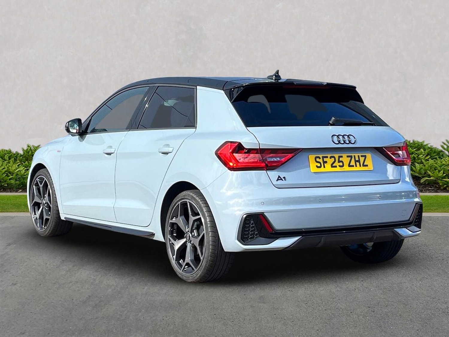 Used Audi A1 2025 for sale - 76101363: Photo 2