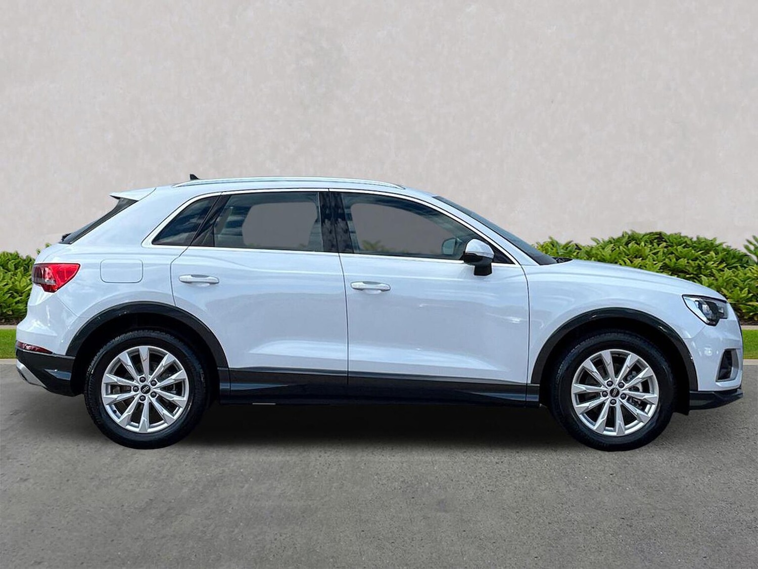 Used Audi Q3 2025 for sale - 76681673: Photo 3