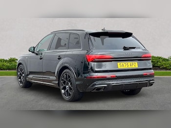 Used Audi Q7 2025 for sale - 77991822: Photo