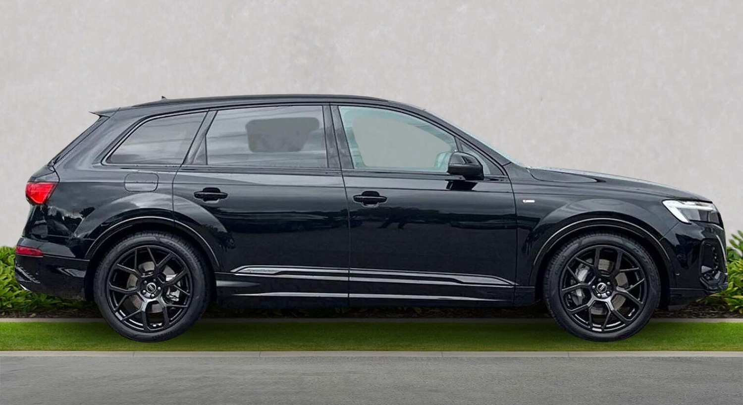 Used Audi Q7 2025 for sale - 77991822: Photo 3