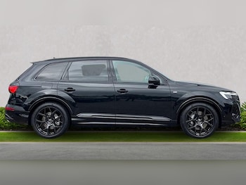 Used Audi Q7 2025 for sale - 77991822: Photo