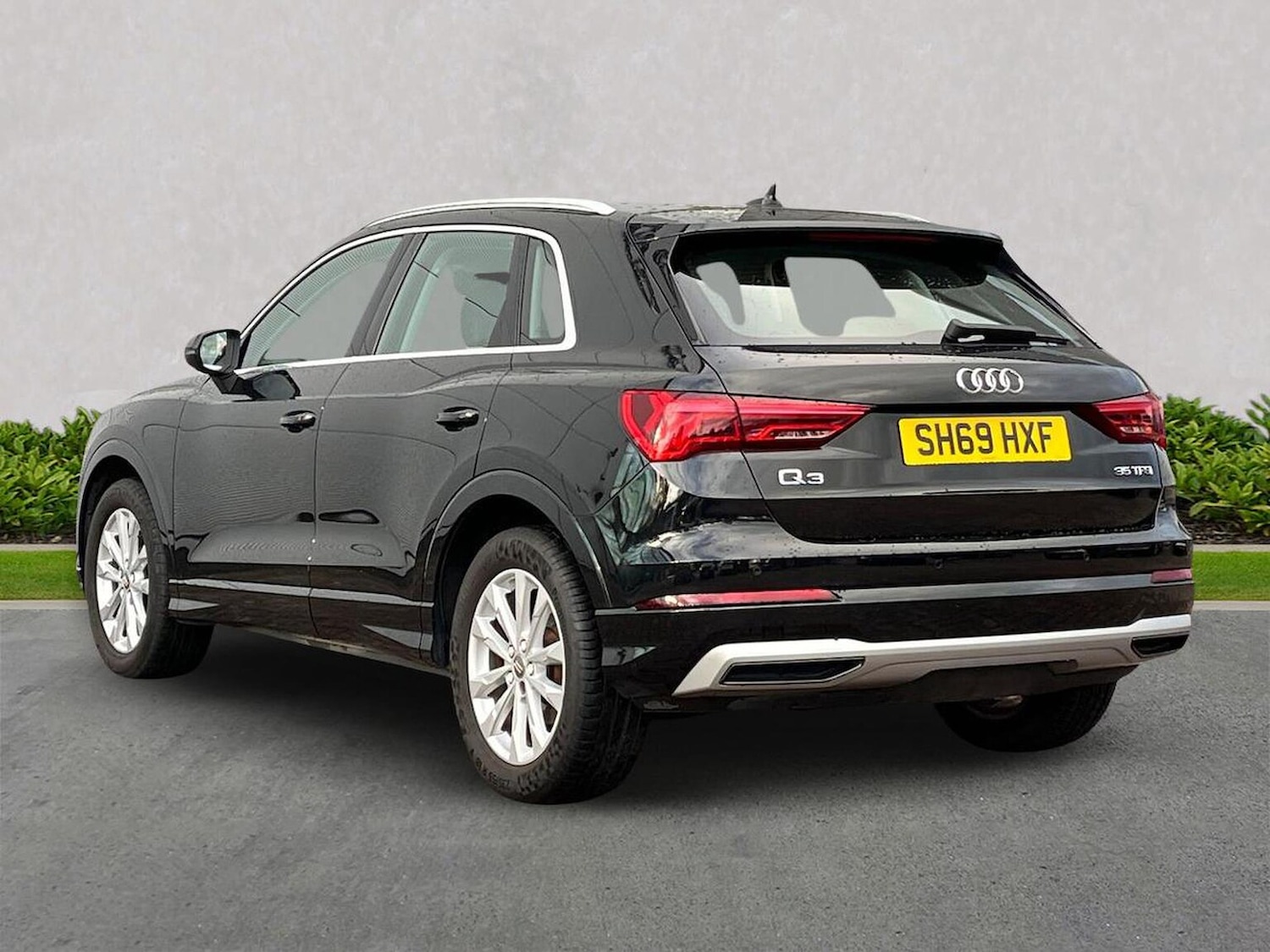 Used Audi Q3 2019 for sale - 76492422: Photo 2