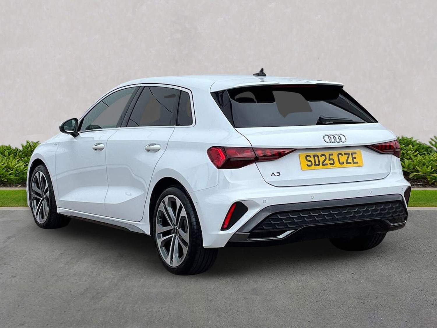 Used Audi A3 2025 for sale - 76268383: Photo 2