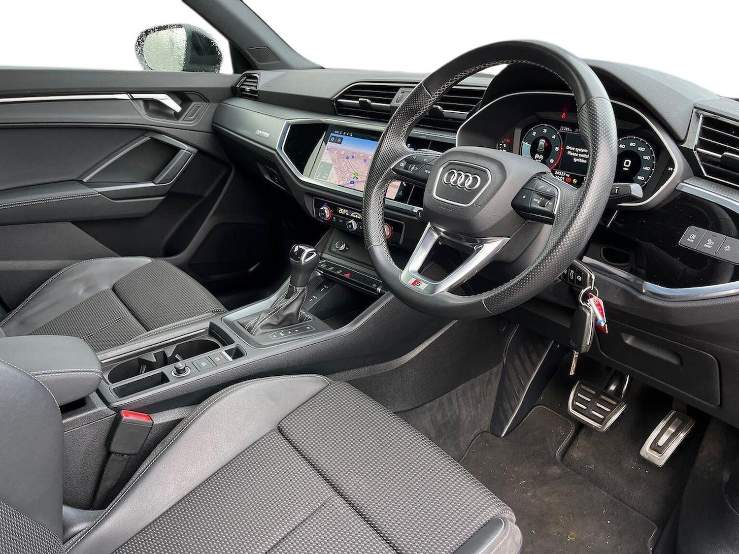 Used Audi Q3 2023 for sale - 76541780: Photo 15