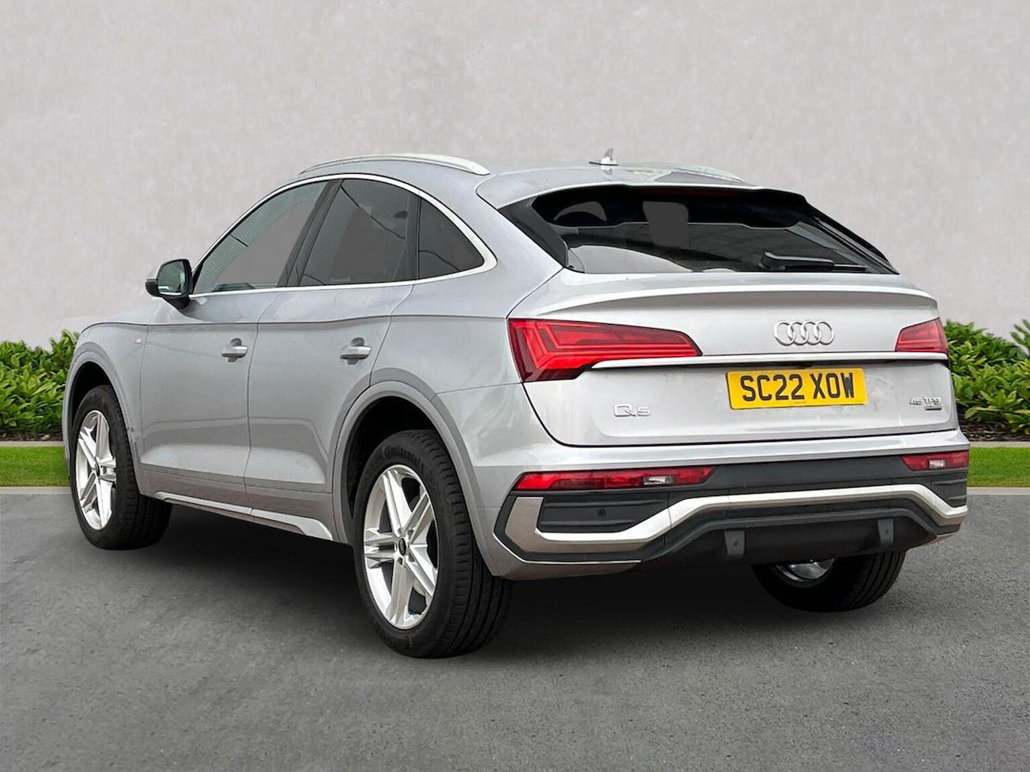 Used Audi Q5 2022 for sale - 76369103: Photo 2
