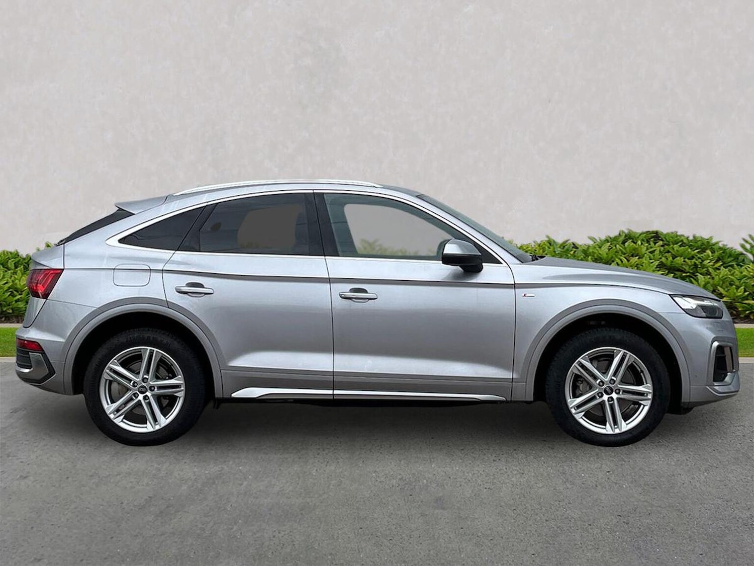 Used Audi Q5 2022 for sale - 76369103: Photo 3
