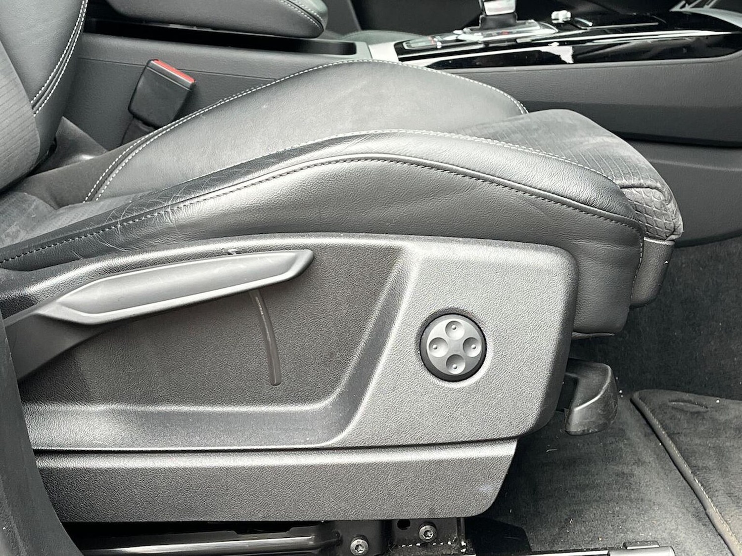 Used Audi Q5 2022 for sale - 76369103: Photo 30