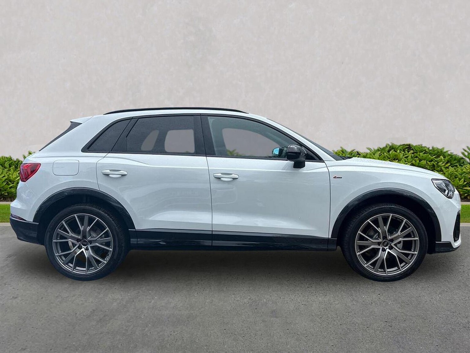 Used Audi Q3 2025 for sale - 77818224: Photo 3