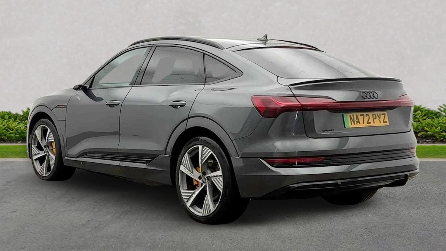 Used Audi e-tron 2022 for sale - 77759395: Photo 2