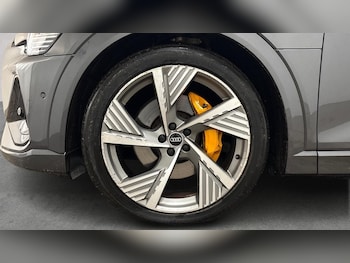 Used Audi e-tron 2022 for sale - 77759395: Photo