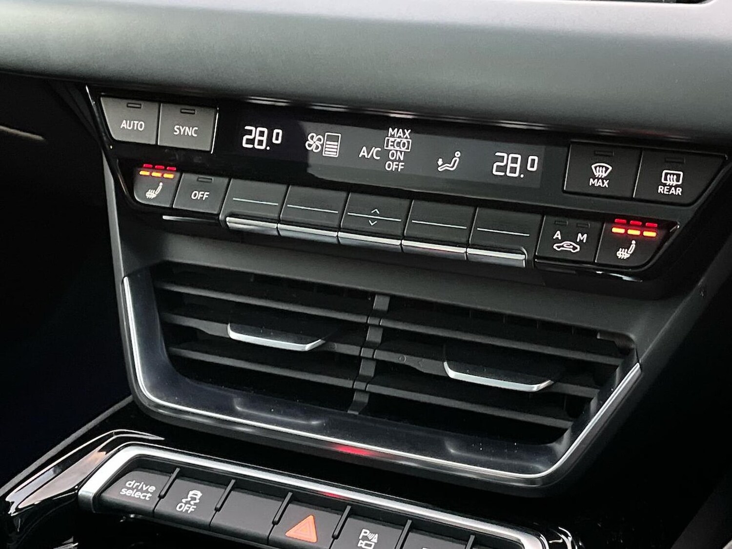 Used Audi RS e-tron GT 2021 for sale - 78131800: Photo 14