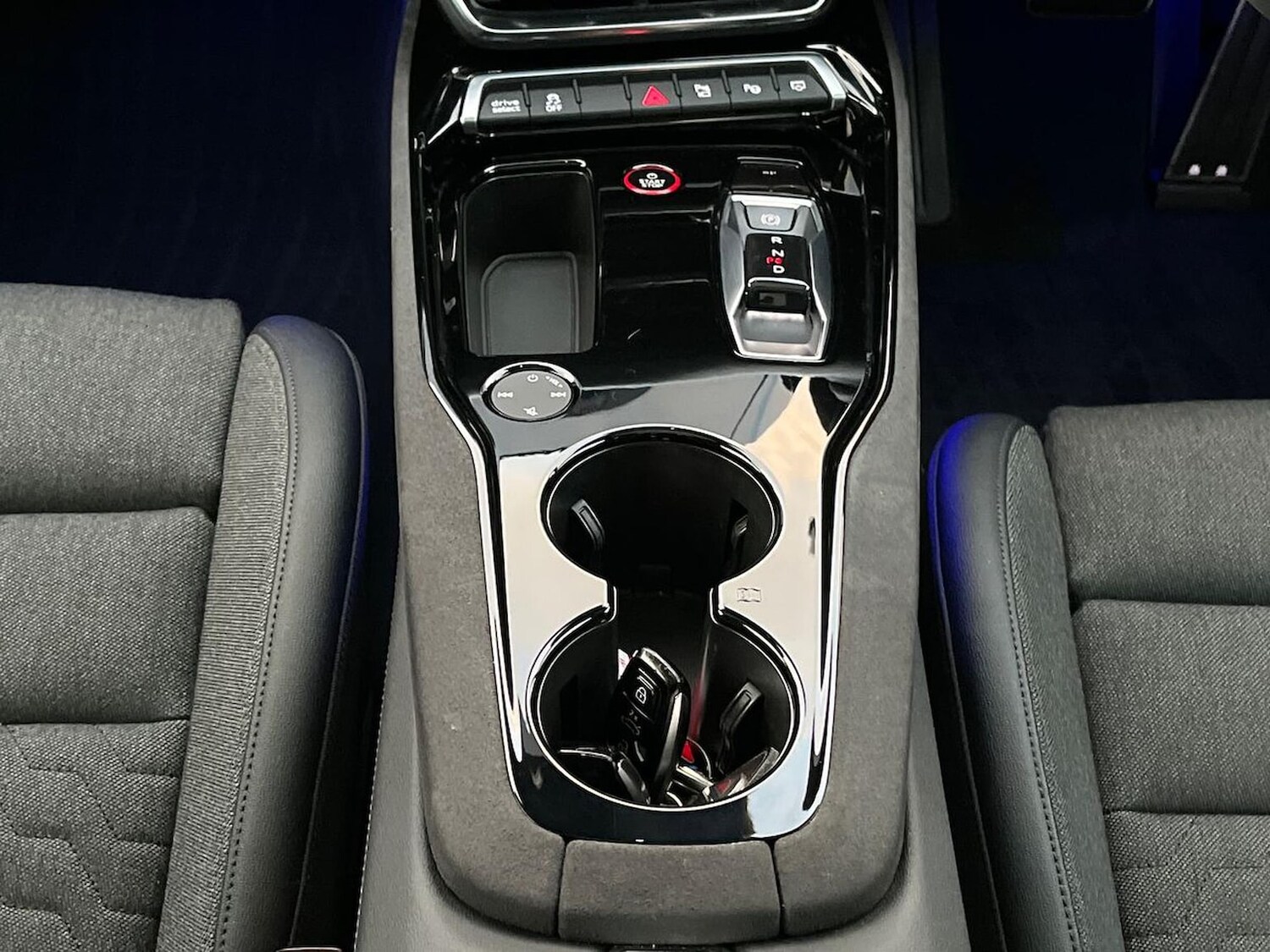 Used Audi RS e-tron GT 2021 for sale - 78131800: Photo 24