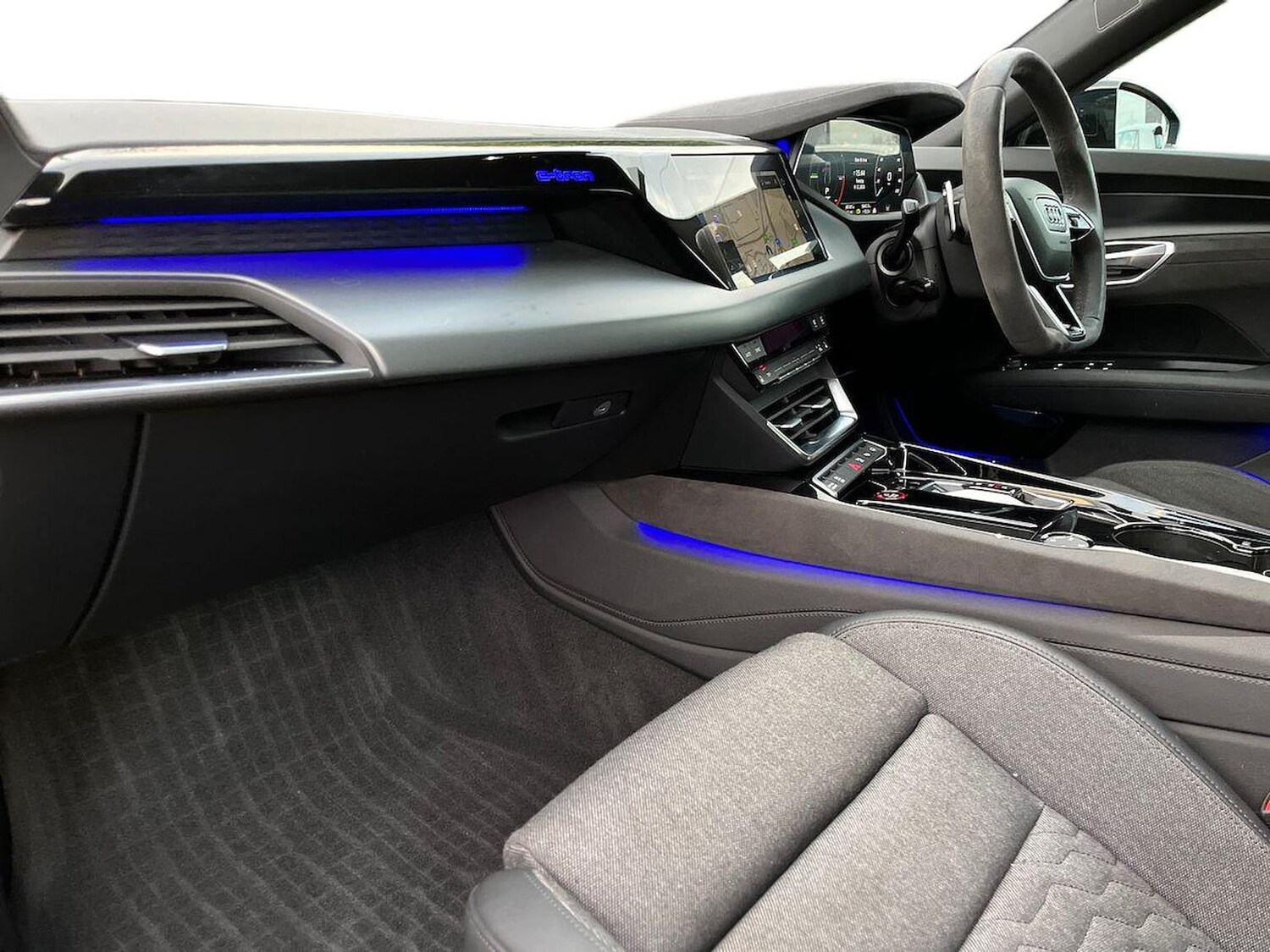 Used Audi RS e-tron GT 2021 for sale - 78131800: Photo 9