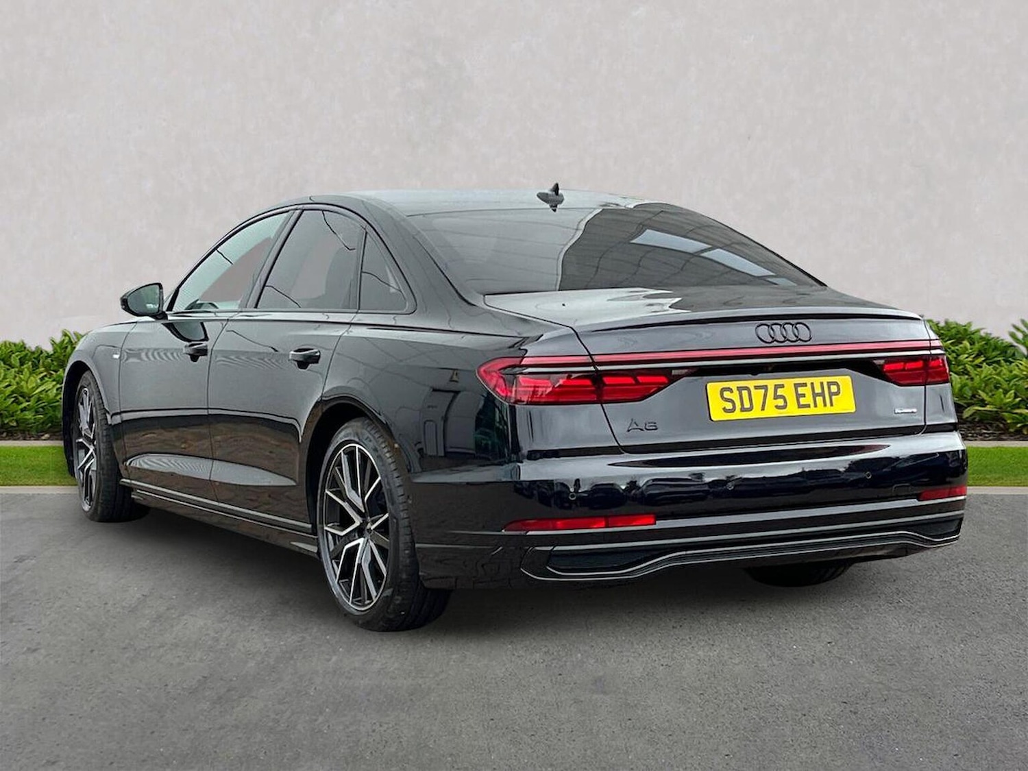 Used Audi A8 2025 for sale - 76799341: Photo 2