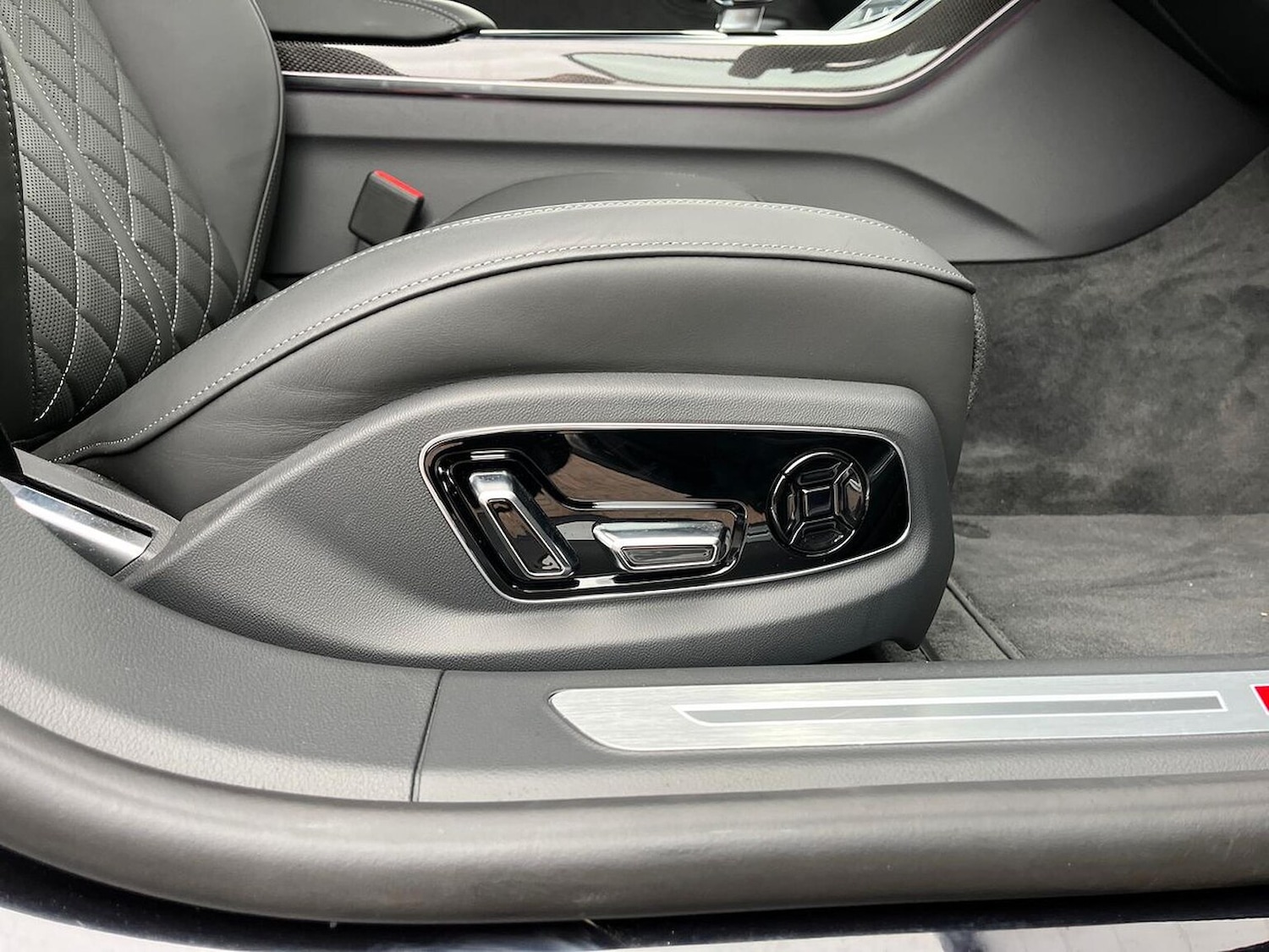 Used Audi A8 2025 for sale - 76799341: Photo 30