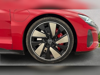 Used Audi RS e-tron GT 2023 for sale - 79380221: Photo